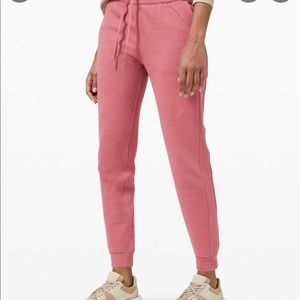 Lululemon Scuba High-Rise Jogger